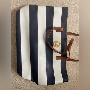 Michael Kors bag! Nautical. Gently used. Good condition!